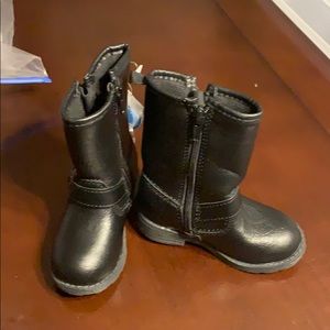 Carter’s boots NWT